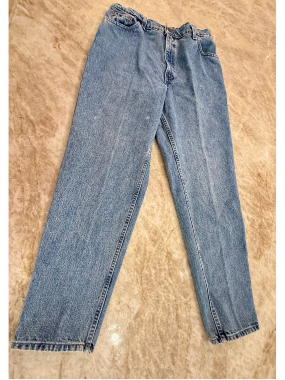 Levi's USA MADE BOYS 14, woman’s 27 approximately Relaxed Fit Tapered Leg Jeans
